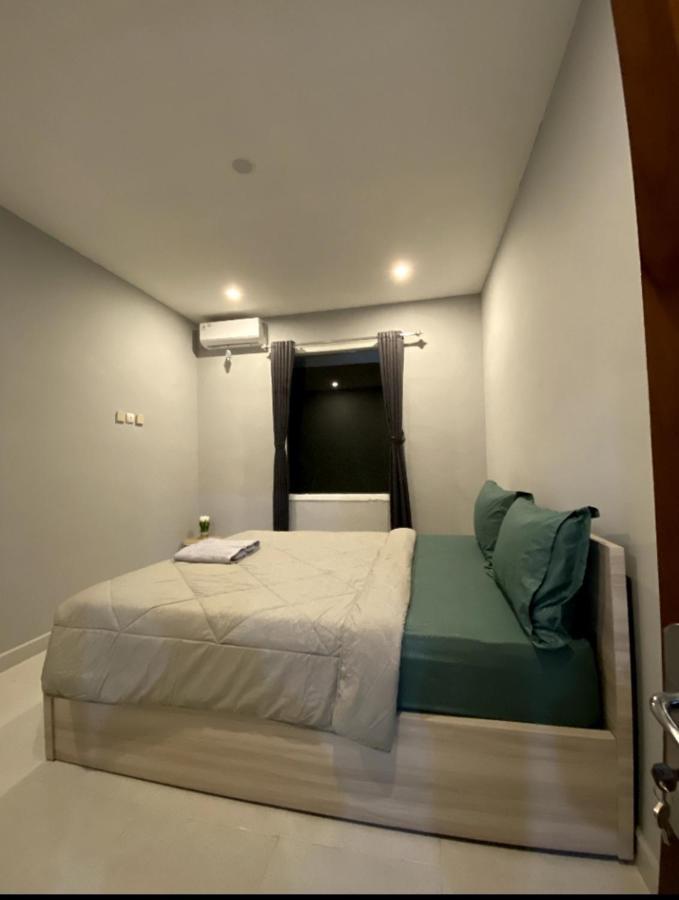 Sukha Homestay Kuta  Kültér fotó
