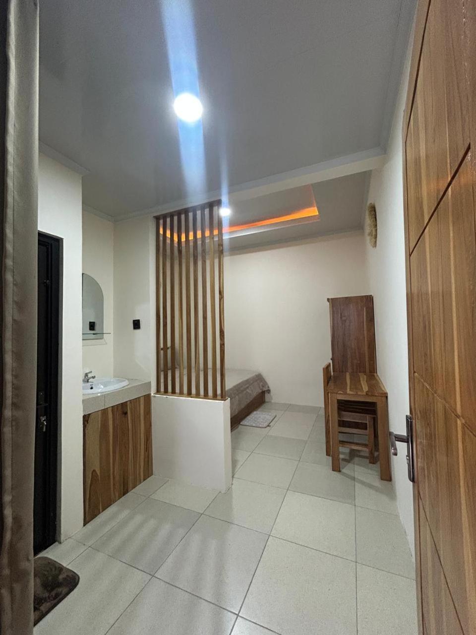 Sukha Homestay Kuta  Kültér fotó