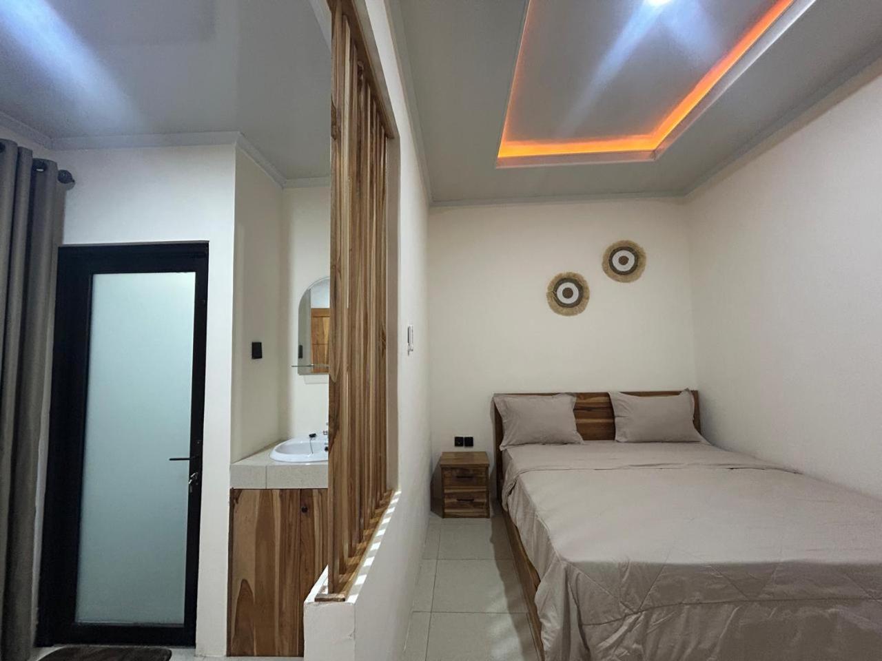 Sukha Homestay Kuta  Kültér fotó